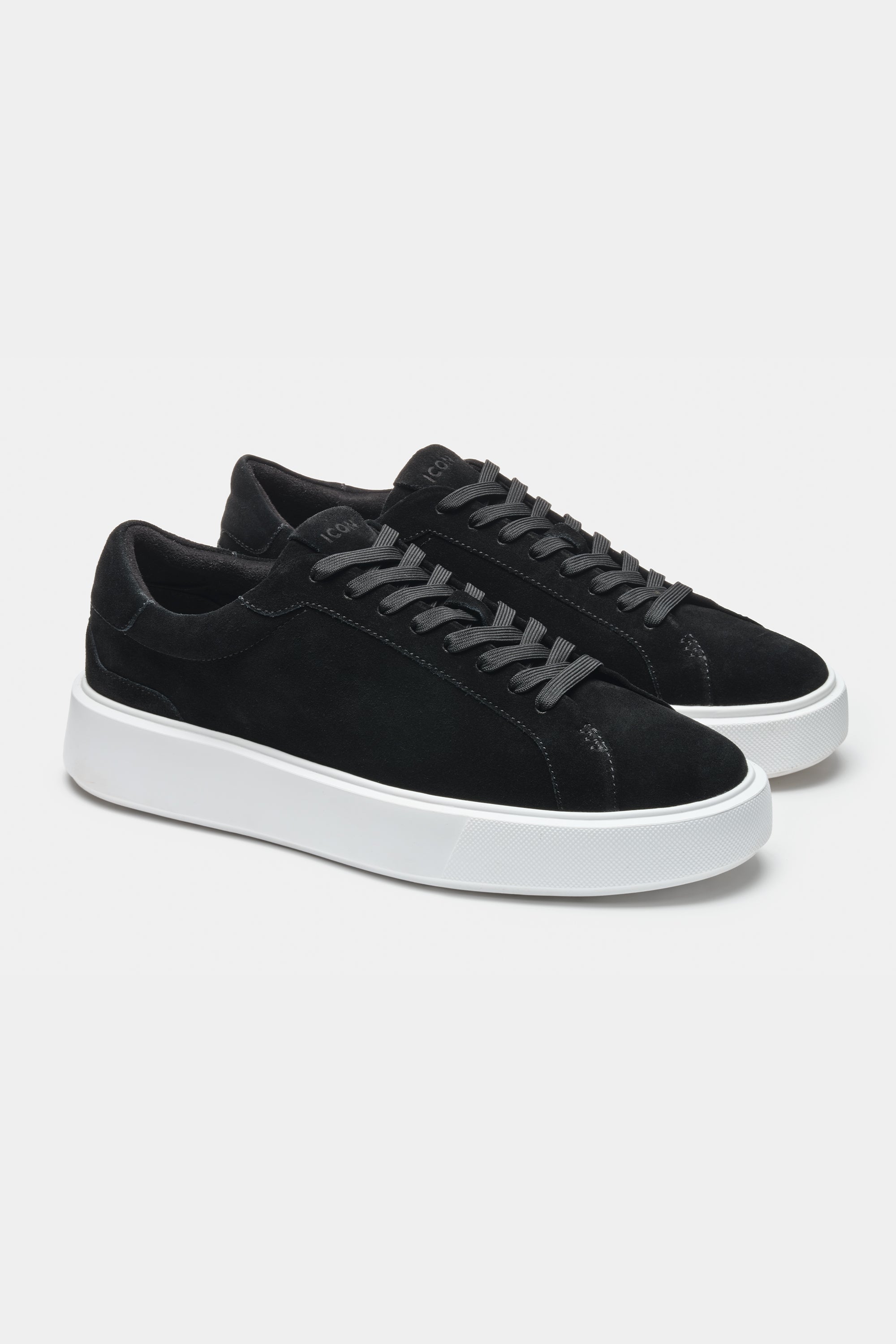 CLASSIC SUEDE TRAINER